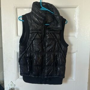 Zara Medium Zip-up Vest
